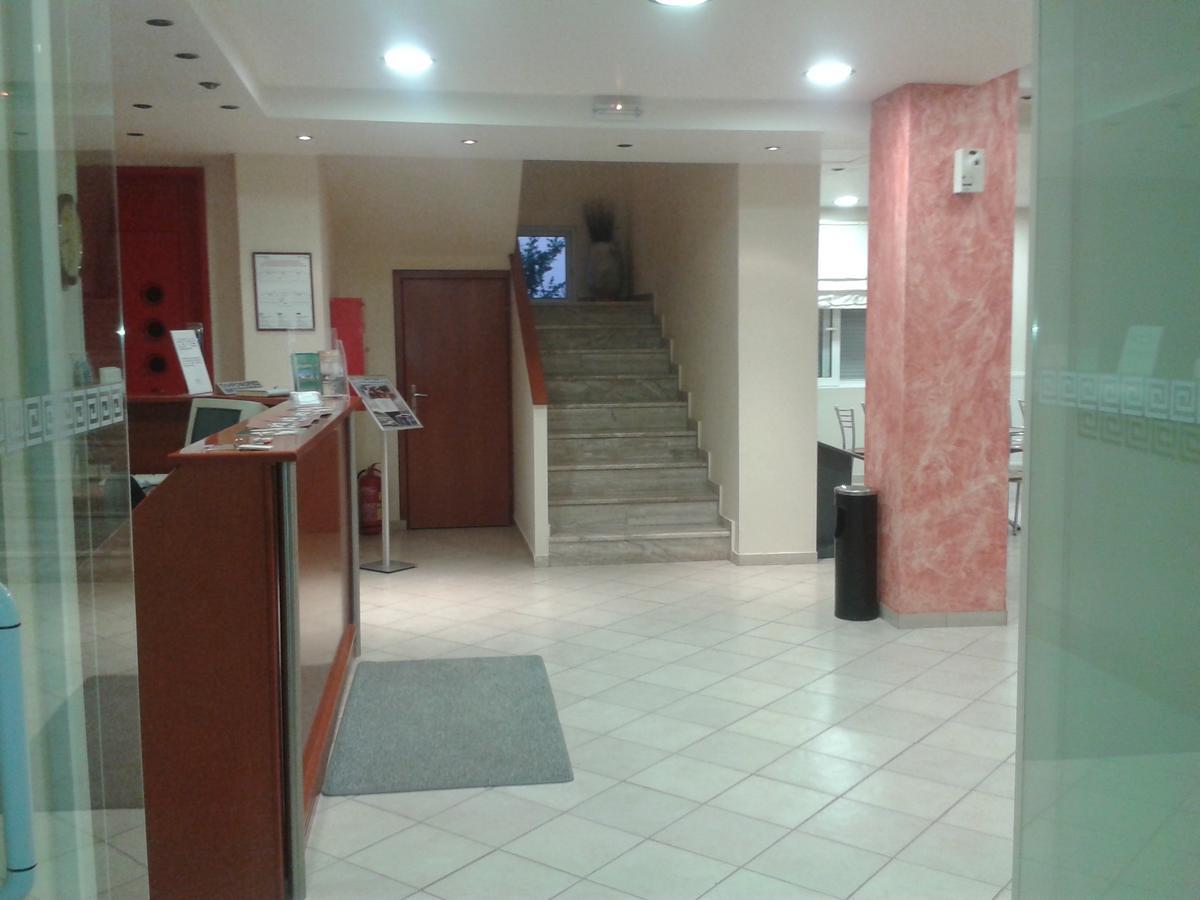 Ξενοδοχείο Ισιδώρα Λουτρός Εξωτερικό φωτογραφία